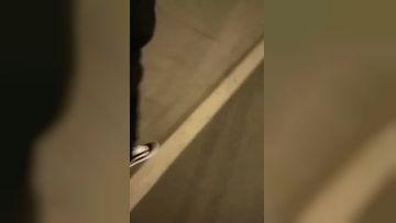 -zipai-骚气逼人的少妇主播糖糖大冷天户外勾搭个没啥性经验的菜鸟开房鸳鸯浴后啪啪